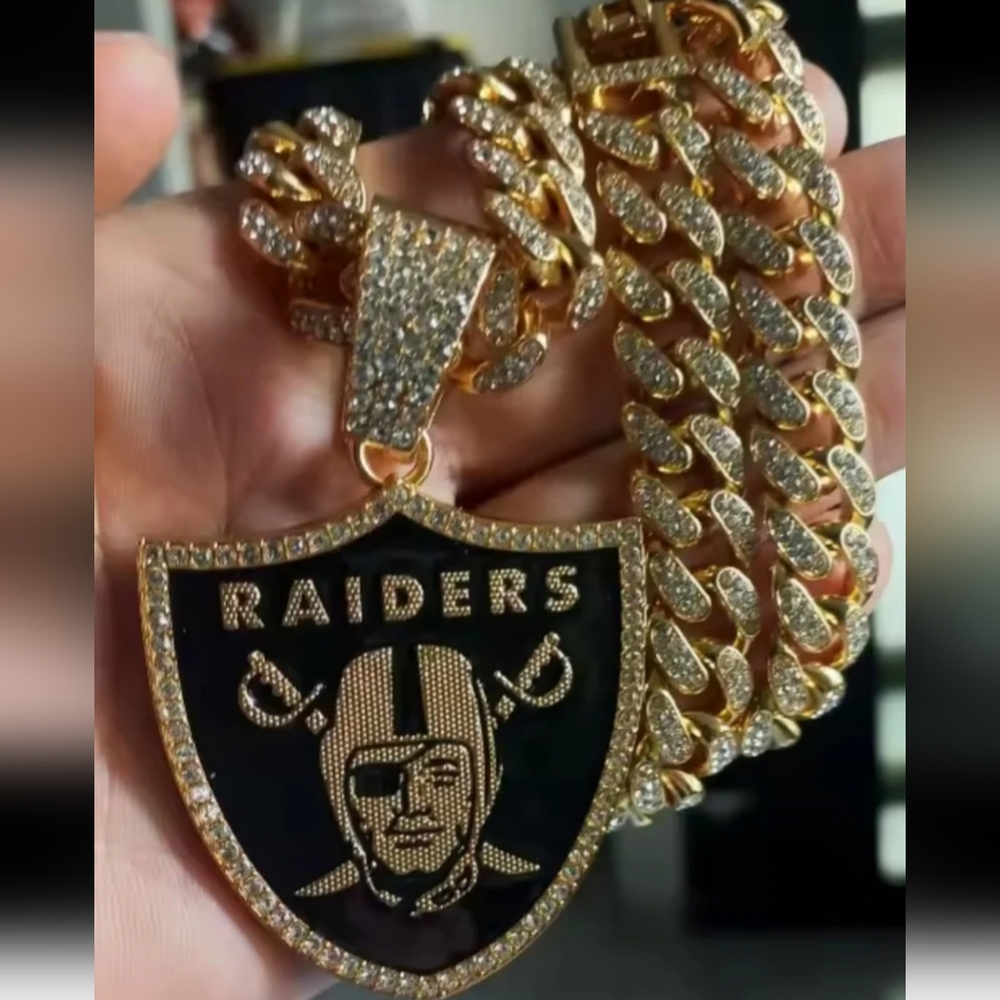 New Raiders football team iced out style 20" choose gold or silver